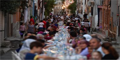 İZMİR BÜYÜKŞEHİR BELEDİYESİ'NDEN RAMAZAN DAYANIŞMASI