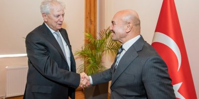 TUNÇ SOYER EBSO YÖNETİMİNİ KONUK ETTİ