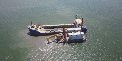 İZMİR'DE BÜTÇENİN YÜZDE 60'I ALT YAPI ÇALIŞMALARINA