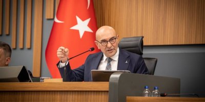 DEVLETTEN İZMİR'E 26 MİLYAR LİRA BÜTÇE