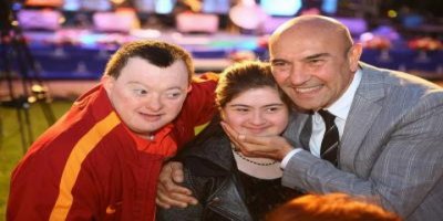 TUNÇ SOYER'İN İLK İFTARI ÖZEL İNANLARA