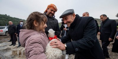 İZMİR BÜYÜKŞEHİR: 'TARIM ALANINDA DEVRİM NİTELİĞİNDE ADIMLAR ATIYORUZ'