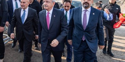 KILIÇDAROĞLU İZMİR'DE ...ADINI KEMAL KILIÇDAROĞLU VERMİŞTİ