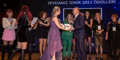 ŞIKLIKLARI İLE GÖZ KAMAŞTIRDILAR. SOYER'E ÖDÜL VERİLDİ