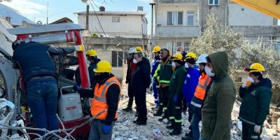 BATUR: ' İMAR AFFI ŞEHİRLERİMİZE YAPILAN İHANETTİR'