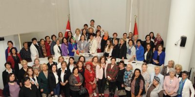 EGE'NİN ÜRETİCİ KADINLARINDAN BALÇOVA'YA DESTEK