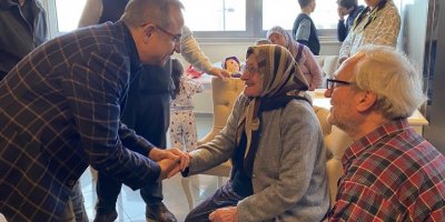 SÜREKLİ VE ŞAHİN DEPREMZEDELERİ ZİYARET ETTİ