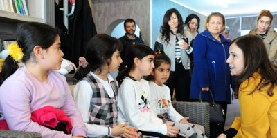 DEPREMİN ACISINI BALÇOVA'DA OYUNLARLA UNUTACAKLAR