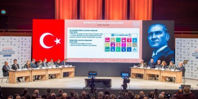 TUNÇ SOYER:'SİZE YALAN SÖYLEMEYECEĞİZ, POPÜLİZM YAPMAYACAĞIZ'