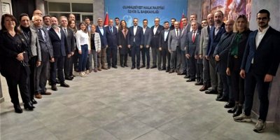 CHP İZMİR İL BAŞKANI ASLANOĞLU VE YÖNETİM DEPREM BÖLGESİNE GİDİYOR