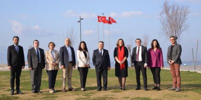 EKONOMİ MUHABİRLERİ İZMİR ŞUBESİ'NDE SANDIK HEYECANI