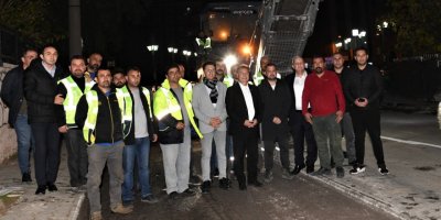 BORNOVA'DA ASFALT SERİMLERİ DEVAM EDİYOR
