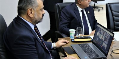 İZMİR CHP BU KEZ “ÖLÇÜLEBİLİR KAPI SİYASETİ” İLE SAHAYA İNİYOR