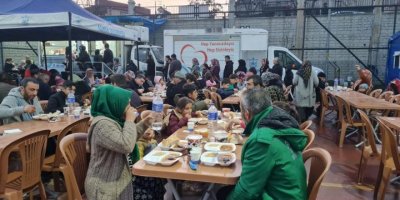 KONAK'TAN ÇADIR KENTTE İLK İFTAR