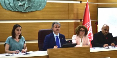 BORNOVA BELEDİYESİ BAŞKAN İDUĞ İLE ÖNCE MECLİS SONRA İFTAR YAPTI