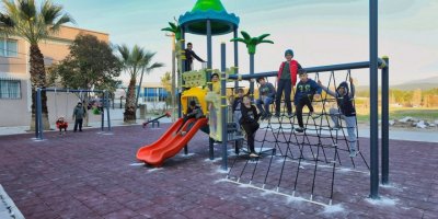 GAZİEMİR'DE PARK VE YEŞİL ALANLARA 44 MİLYONLUK YATIRIM