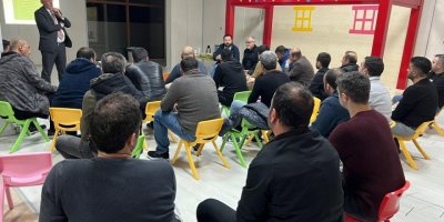 İZMİRLİ BABALAR EĞİTİMDE