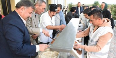 TORBALI'DA DEPREMZEDELERE İFTAR