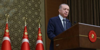 AK PARTİ'NİN ADAYLARI BELLİ OLDU..İZMİR'E 19 YAŞINDA VEKİL ADAYI