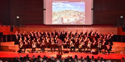 YÜZYILIN AĞIDI İZMİRLİLERLE BULUŞTU