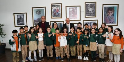 ÖĞRENCİLER KARABAĞLAR BELEDİYESİNİ ZİYARET ETTİ