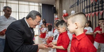 KONAKLI ÇOCUKLARDAN GURURLANDIRAN 23 NİSAN KUTLAMASI