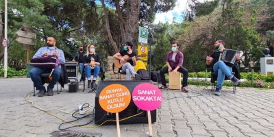 İZMİR'DE SOKAK SANATÇILRINA DÜZENLEME GELİYOR