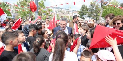 BAYRAKLI'DA 23 NİSAN COŞKUSU