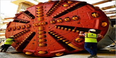 İŞTE İZMİR'İN ALTINI BU KAZACAK..DEV KÖSTEBEK YERALTINA İNDİ