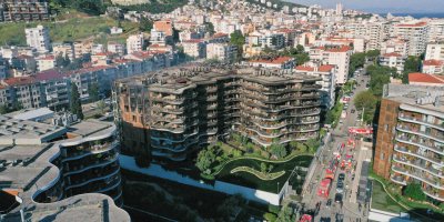 İzmir'de sitede çıkan yangın kontrol altına alındı