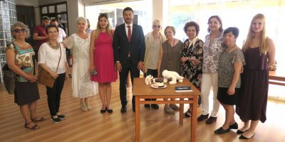 FOÇALI SANATÇILARDAN ÇOK ÖZEL SERGİ