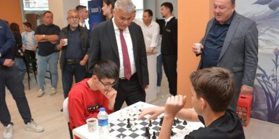 TORBALI'DA KİTAP KAFE AÇILDI