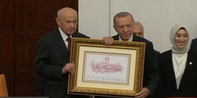 ERDOĞAN YEMİN ETTİ..CHP-HDP AYAĞA KALKMADI