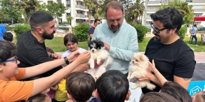 MUHTARA DAYAK SKANDALI İLE SALLANAN ÇİĞLİ BELEDİYESİ PATİ FESTİVALİ DÜZENLEDİ