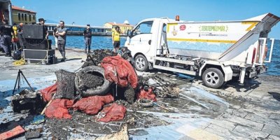 İZMİR VALİSİ KÖŞGER'DEN İZMİR KÖRFEZİ İTİRAFI