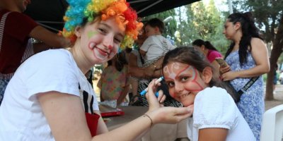 BORNOVALI ÇOCUKLARIN EĞLENCE PARKI YOLA ÇIKTI