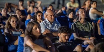 TUNÇ SOYER GENÇLERLE 'LOZAN'I KONUŞTU