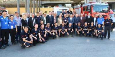 TUNÇ SOYER KAHRAMANLARI ZİYARET ETTİ