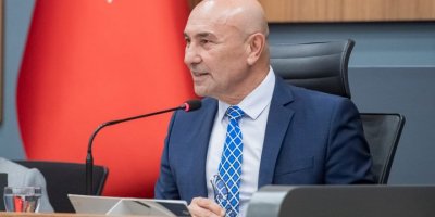 KENDİ DE İNANMIYOR AMA. TUNÇ SOYER:'İZMİR BÜYÜKŞEHİR BELEDİYESİ KALE GİBİ AYAKTA'