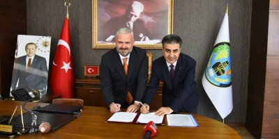 MENEMEN BELEDİYESİ'NDE ÇALIŞANLARA 25'ER BİN LİRA PROMOSYON PARASI